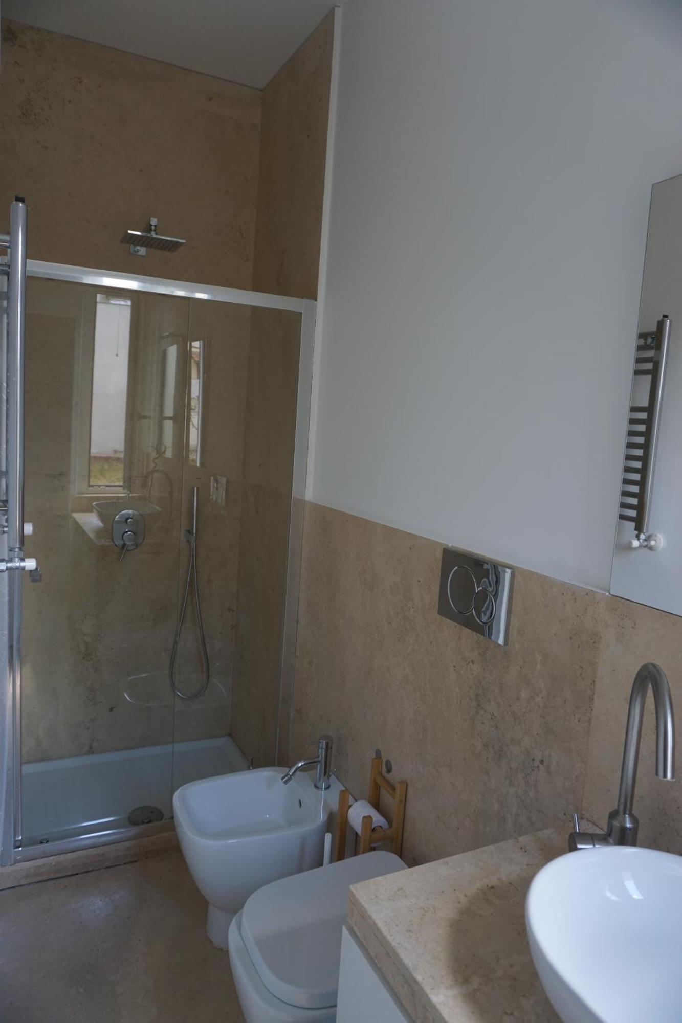 Vakantiehuis Terrazza Quintili - A Un Passo Dal Centro Di Rome